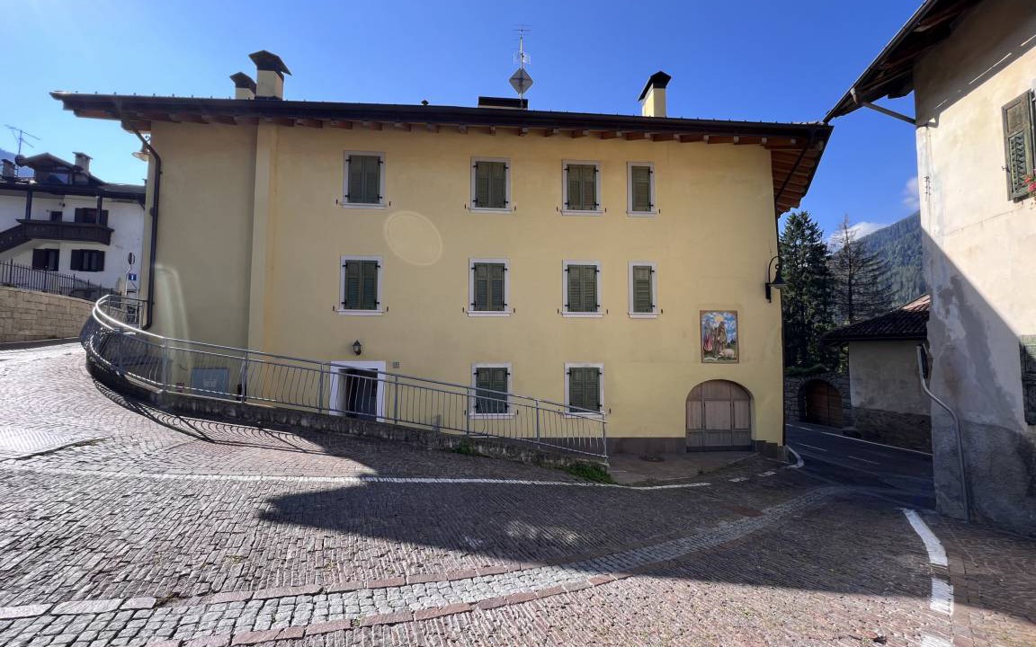 Photo of Others in Giustino