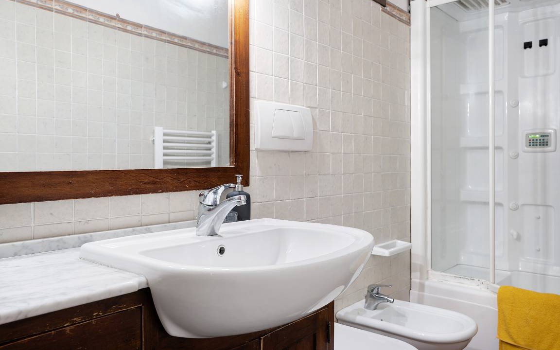 Photo of Bathroom in Canale di Tenno