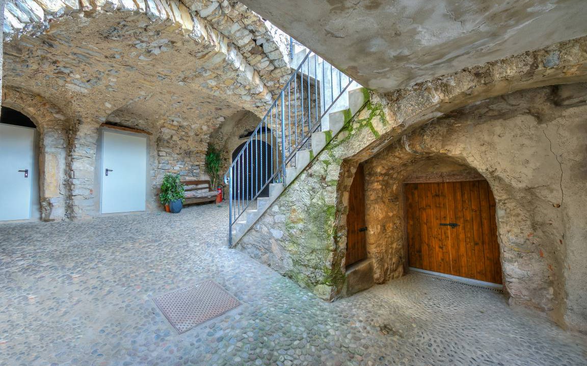 Photo of Buildings in Ville del Monte