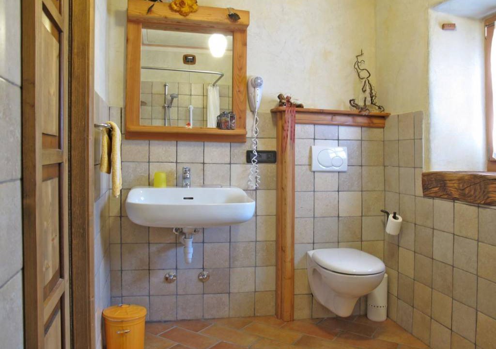 Photo of Bathroom in Coredo
