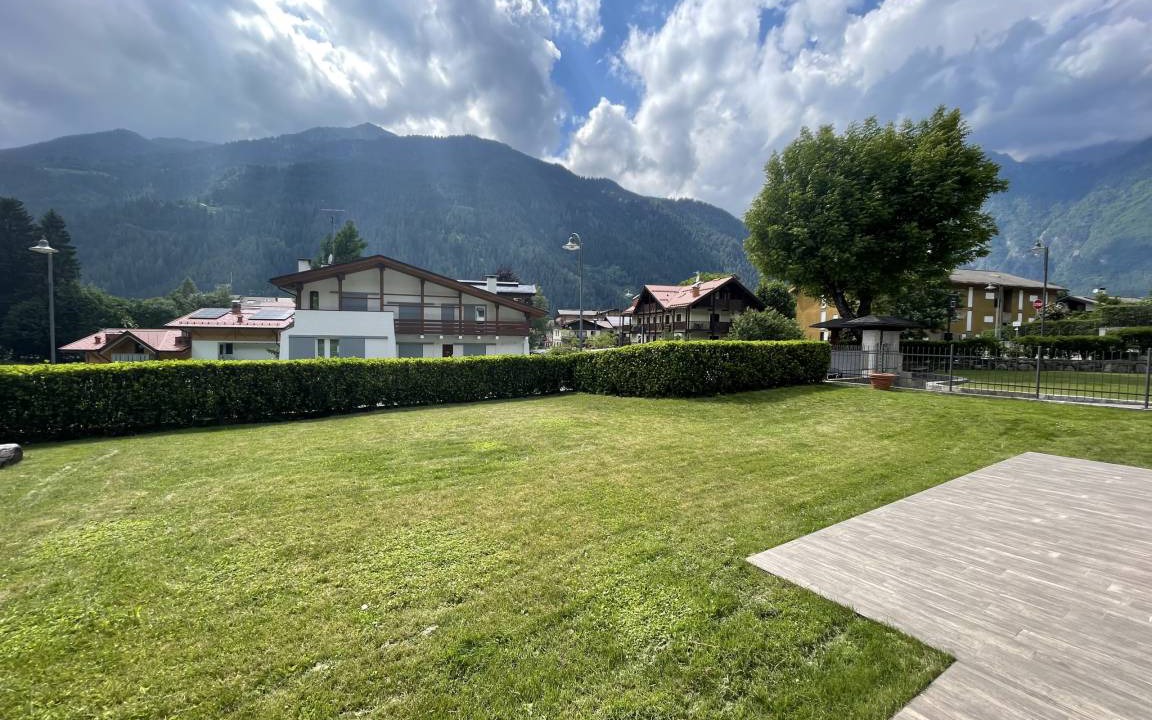 Photo of Others in Giustino