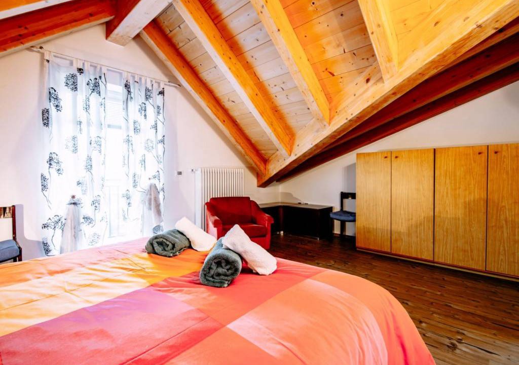 Photo of Bedroom in Calceranica al Lago