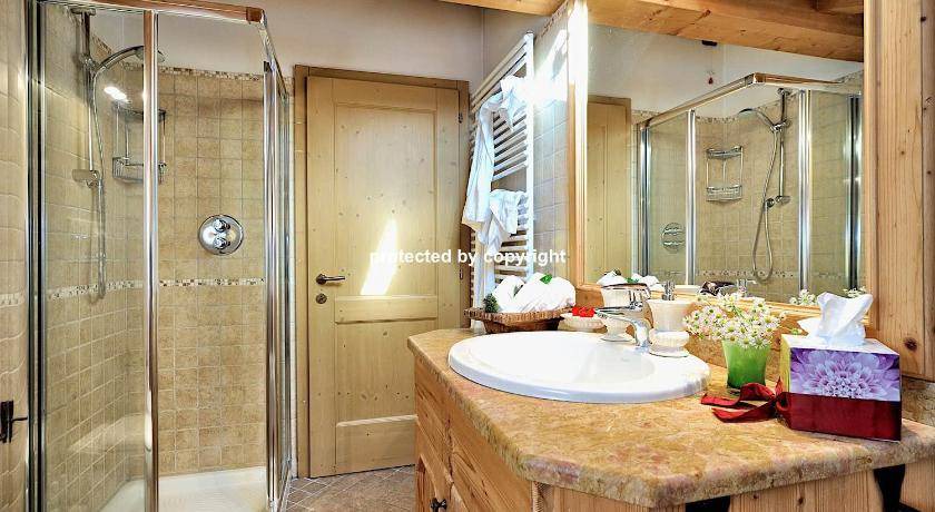 Photo of Bathroom in Pinzolo