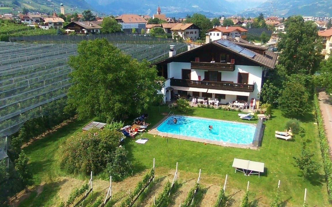 Photo of Outdoor in Lana