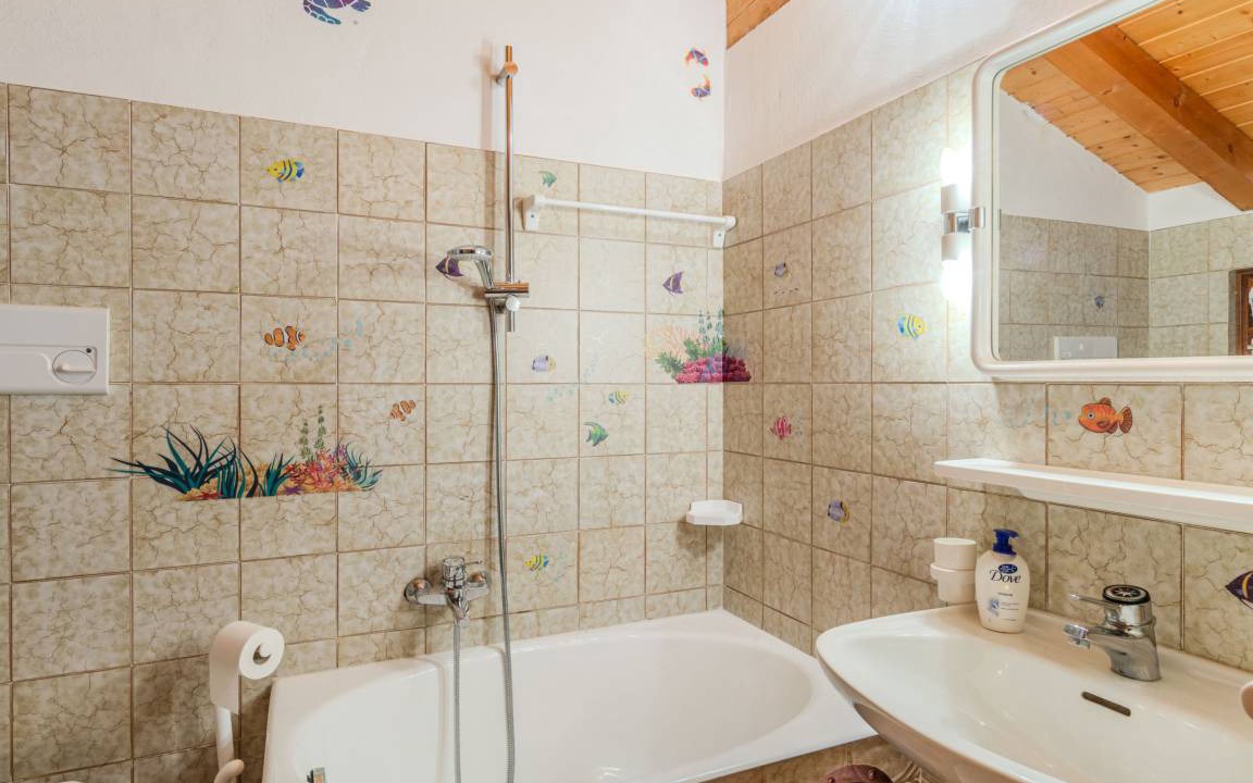 Photo of Bathroom in Sfruz
