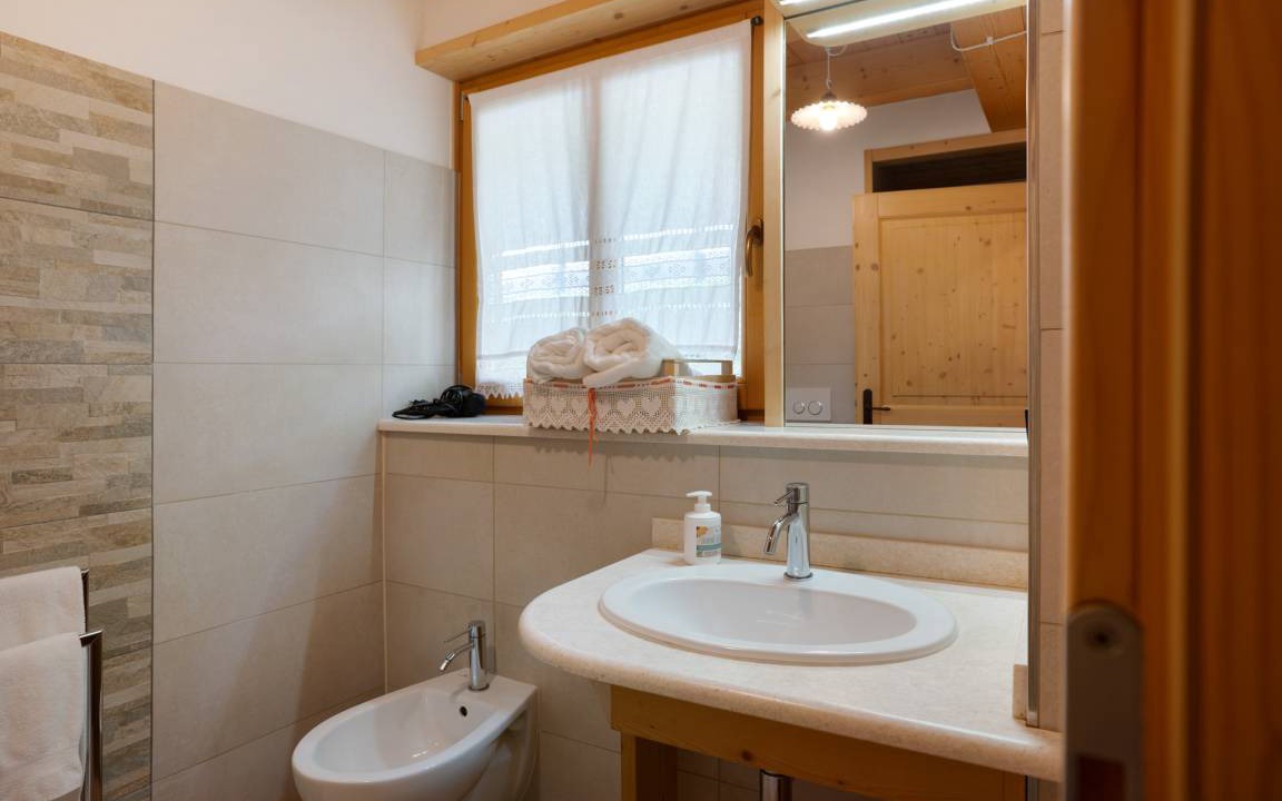 Photo of Bathroom in Roncegno