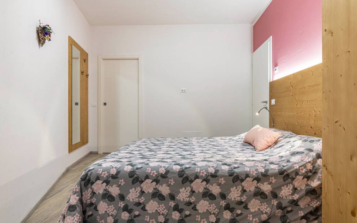 Photo of Bedroom in Levico Terme