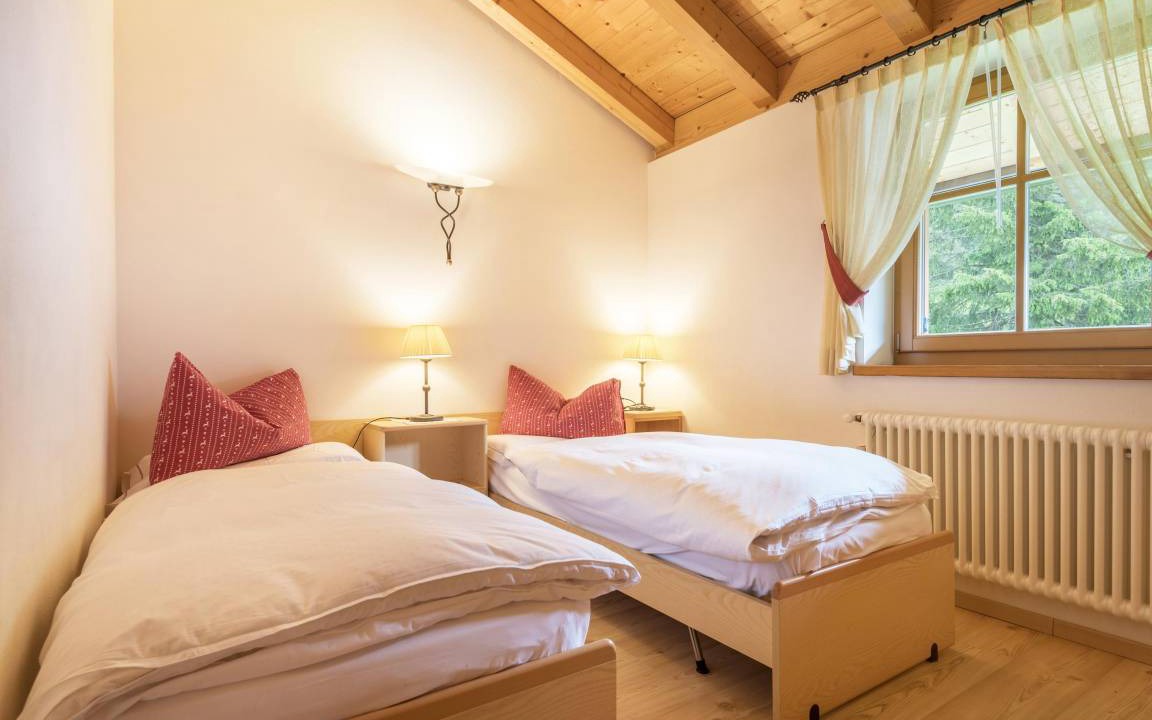 Photo of Bedroom in Canazei