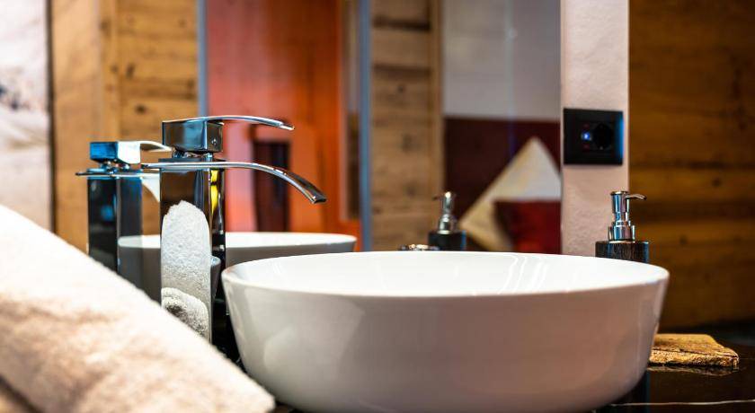 Photo of Bathroom in Penia