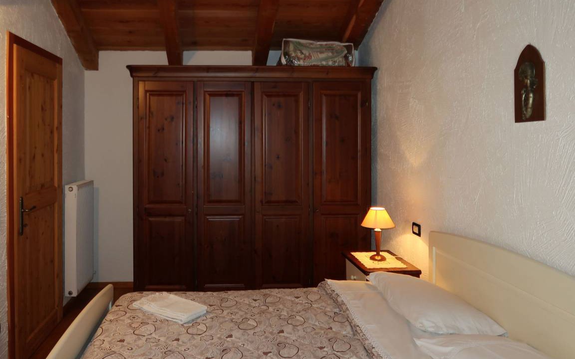 Photo of Bedroom in Calceranica al Lago