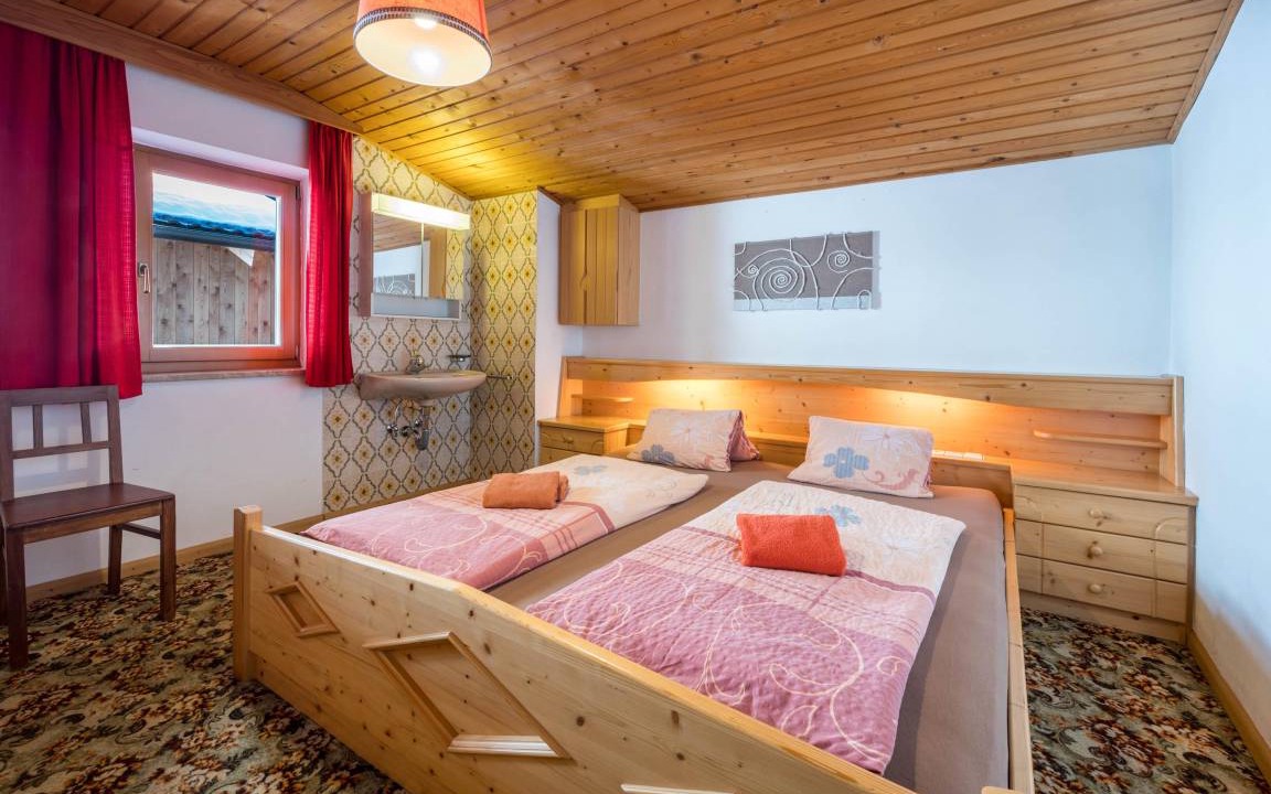 Photo of Bedroom in Racines