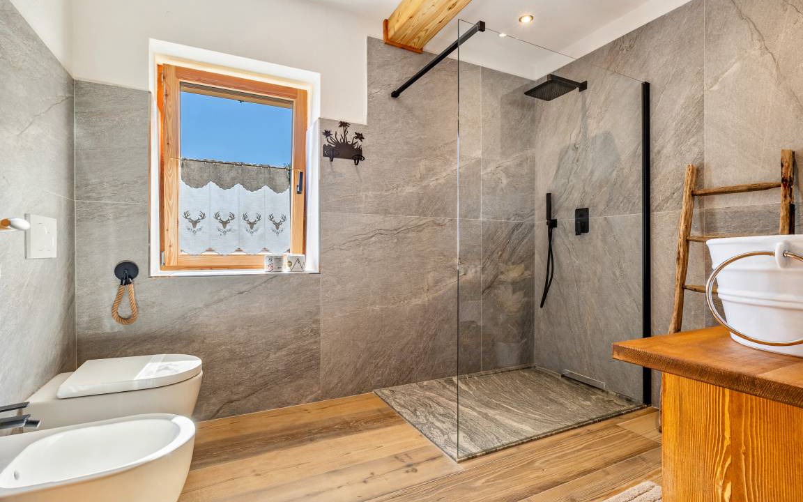 Photo of Bathroom in Porte di Rendena