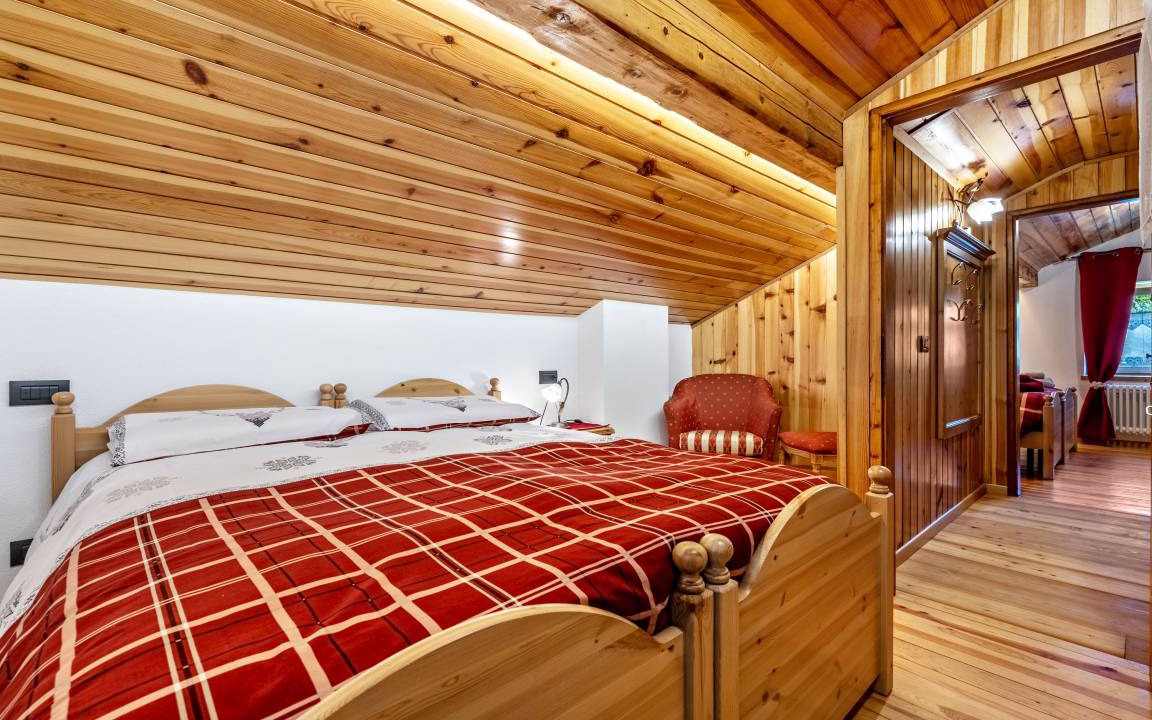 Photo of Bedroom in Porte di Rendena
