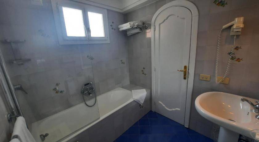 Photo of Bathroom in Positano City Centre