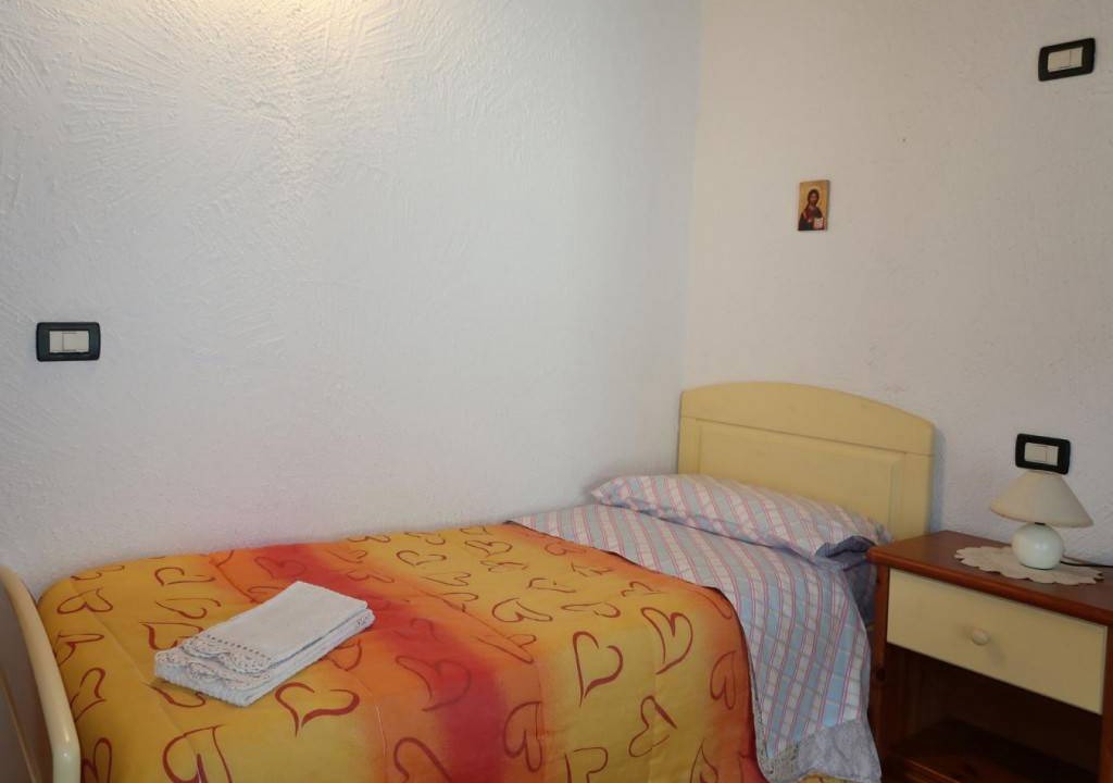 Photo of Bedroom in Calceranica al Lago