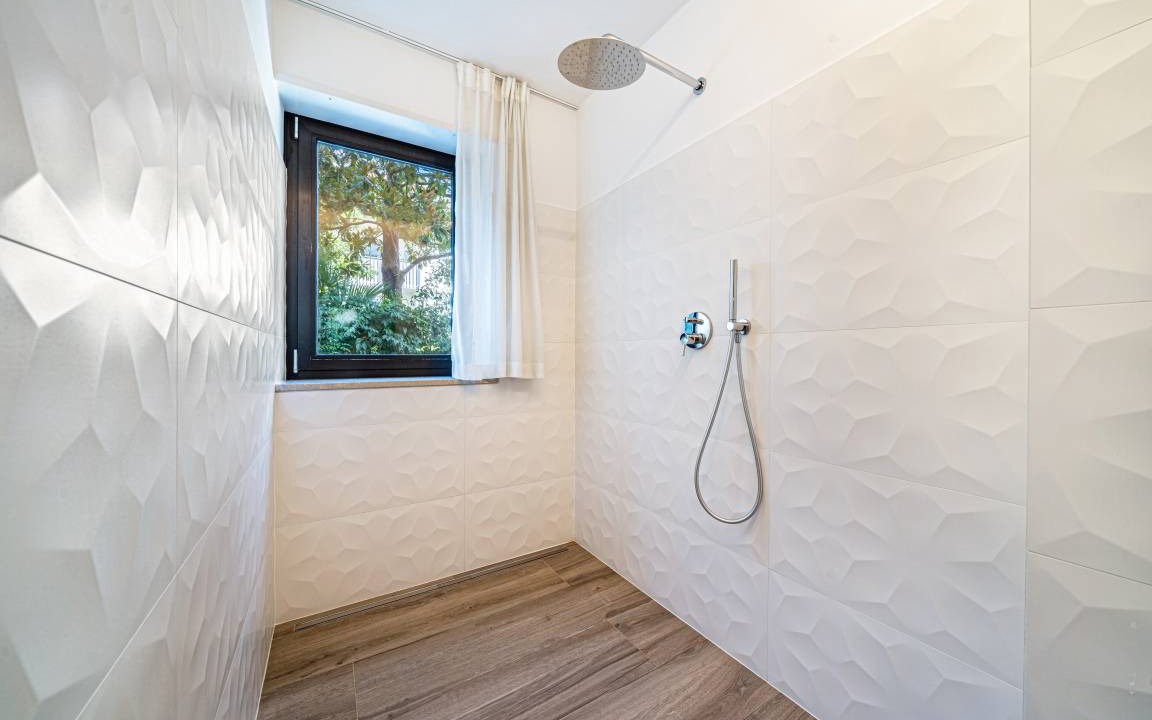Photo of Bathroom in Lana