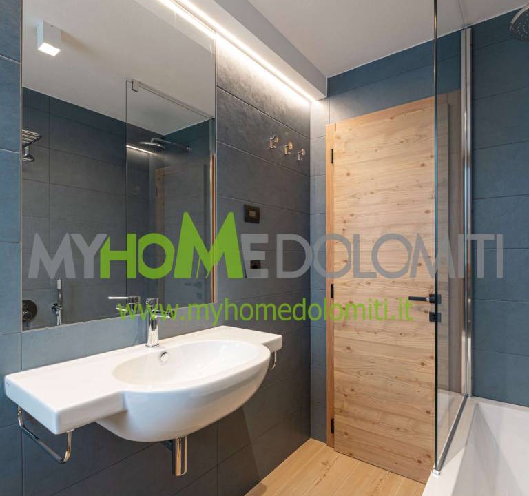 Photo of Bathroom in Palu