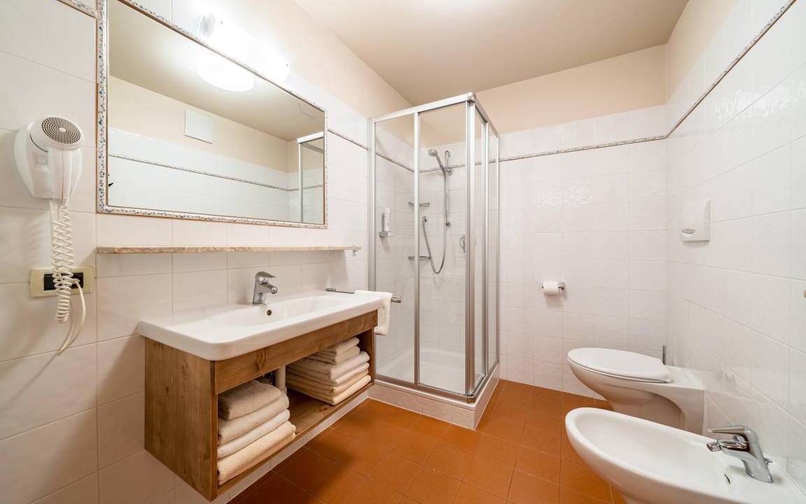 Photo of Bathroom in Nalles