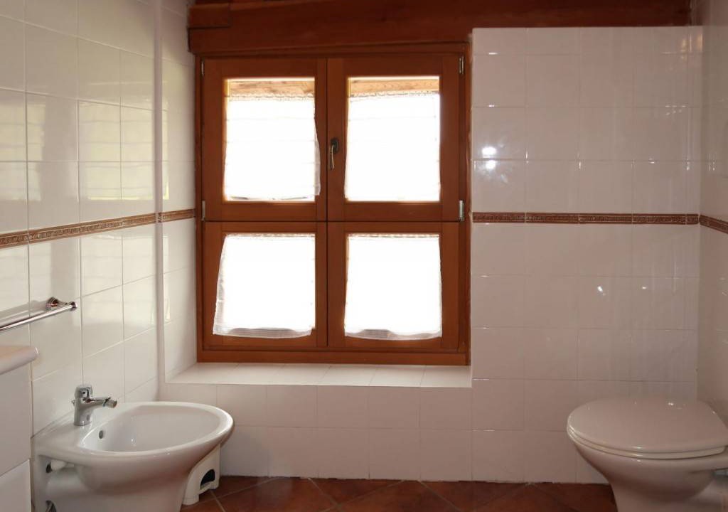 Photo of Bathroom in Calceranica al Lago