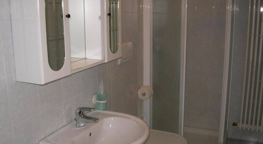 Photo of Bathroom in Villa Lagarina