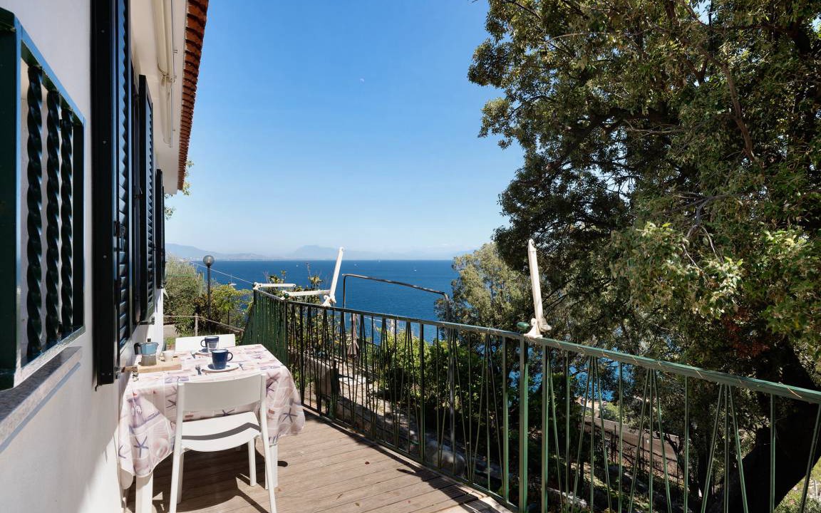 Photo of Patio Balcony in Erchie