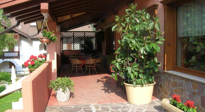 Photo of Others in Giustino