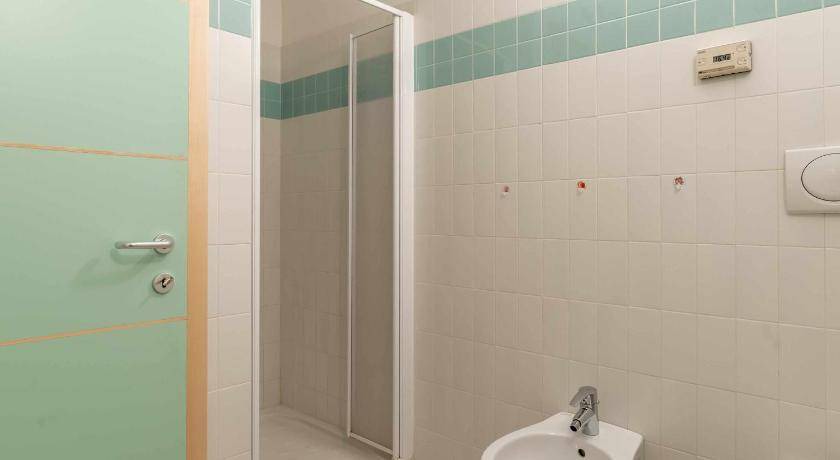 Photo of Bathroom in Grumes