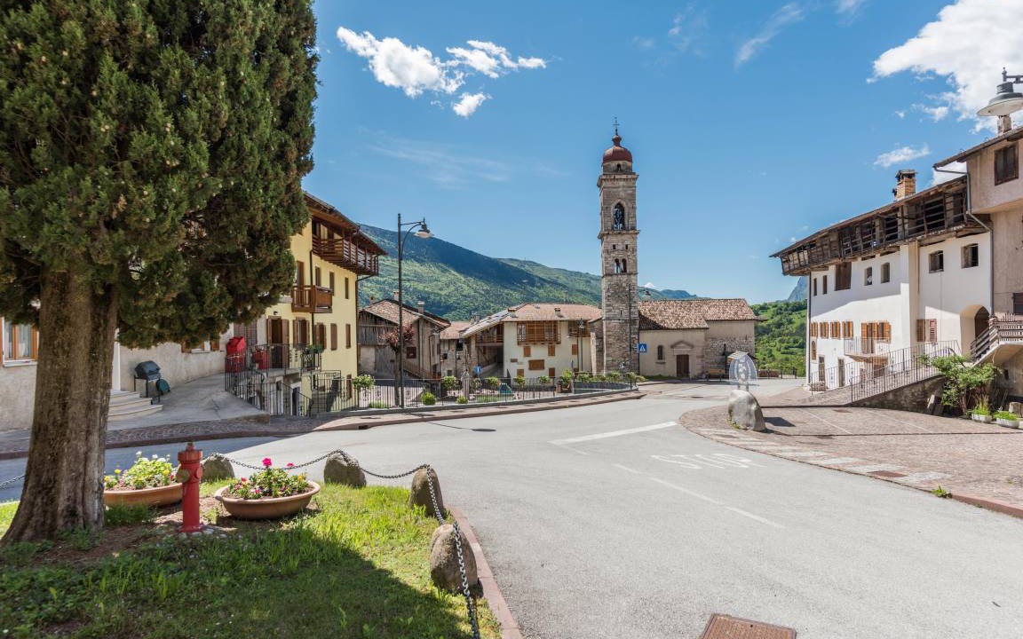 Photo of Others in Dorsino