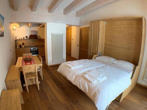 Photo of Bedroom in Vason