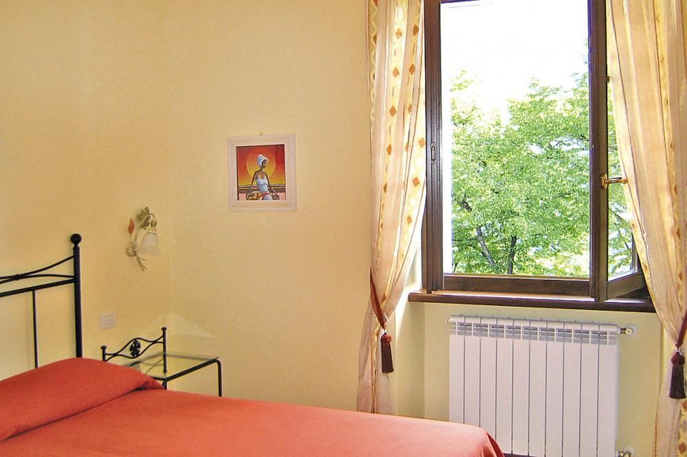 Photo of Bedroom in Bolognano-Vignole