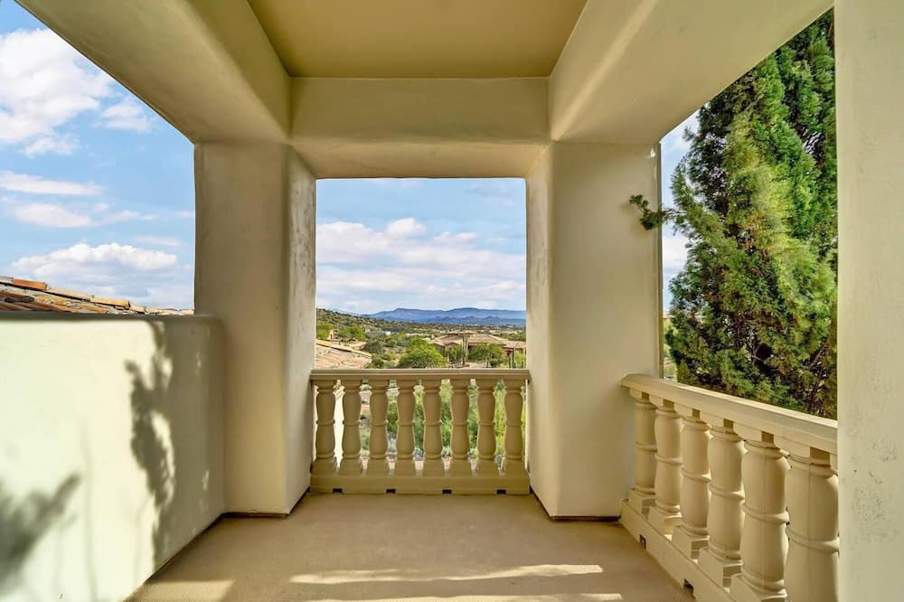 Photo of Patio Balcony in Firerock