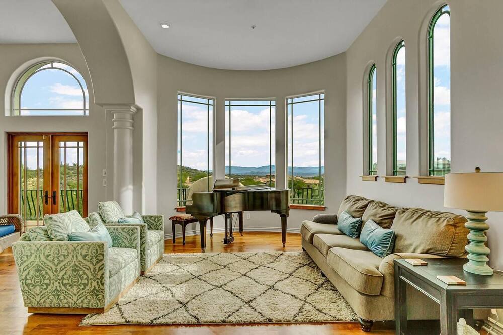 Photo of Livingroom in Firerock