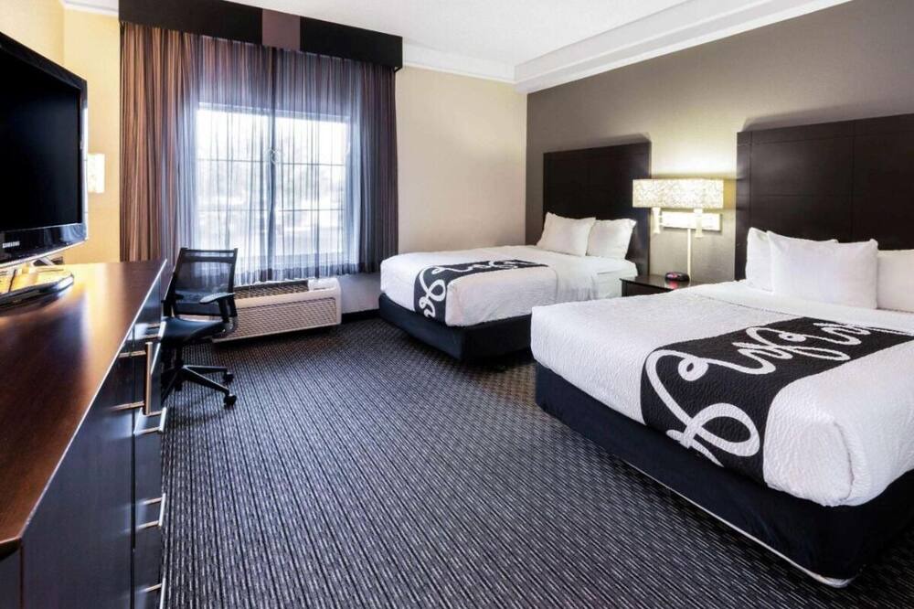 Photo of Others in Superstition Springs