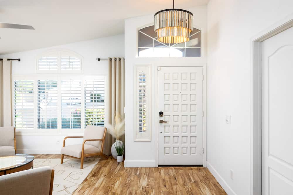 Photo of Bedroom in Paradise Valley Village