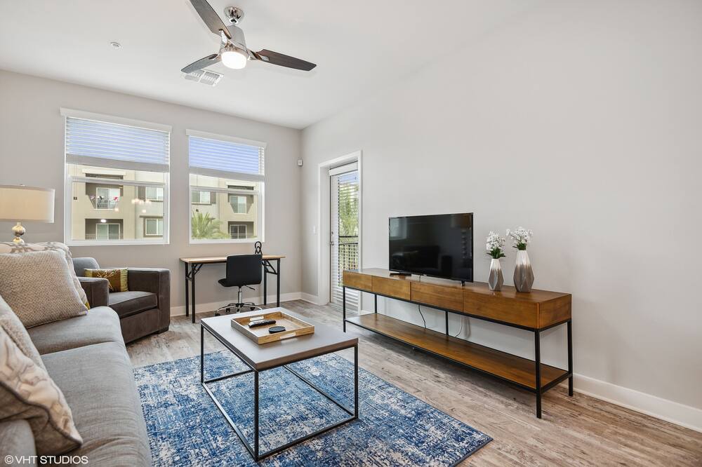 Photo of Livingroom in Desert Ridge