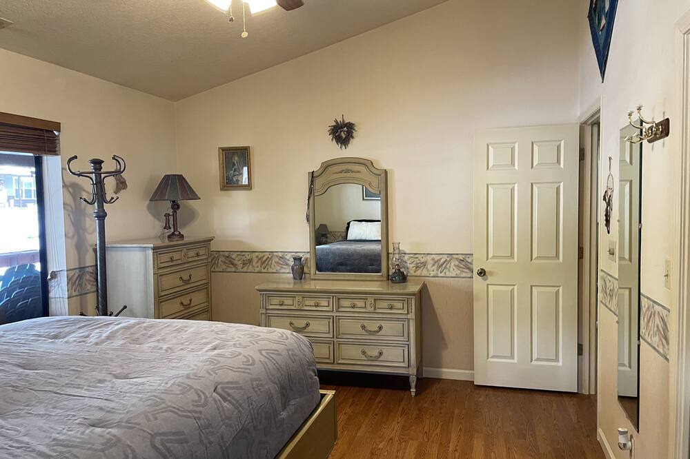 Photo of Bedroom in Mountainaire