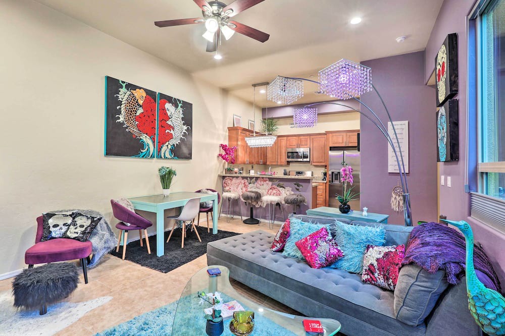 Photo of Livingroom in Tumacacori