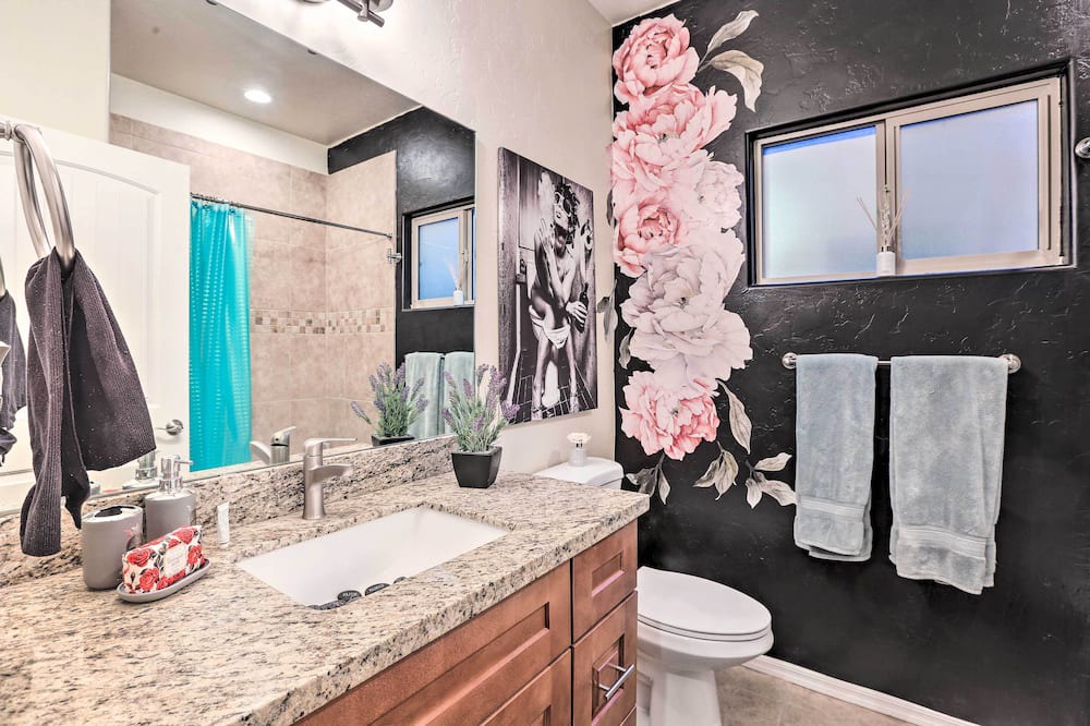 Photo of Bathroom in Tumacacori