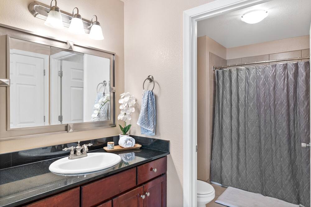 Photo of Bathroom in Quail Canyon