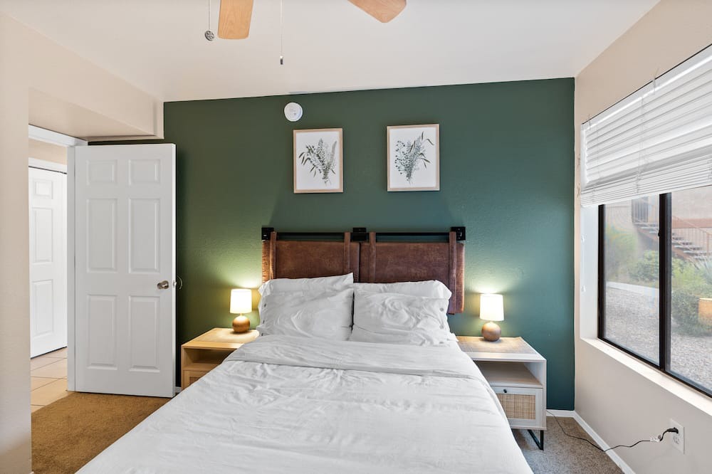 Photo of Bedroom in Quail Canyon