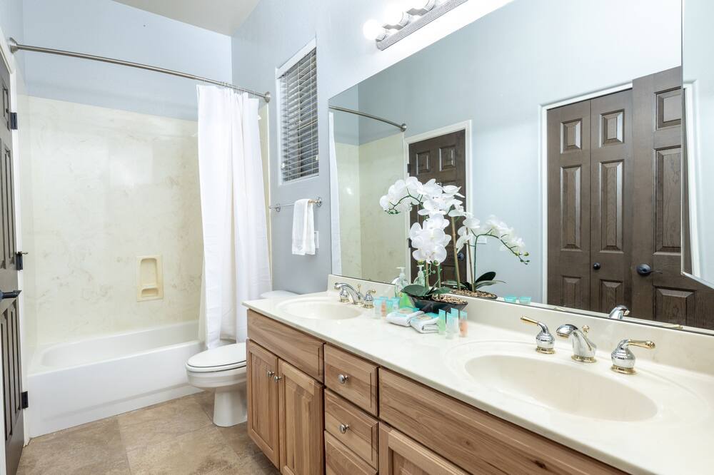 Photo of Bathroom in Queen Creek