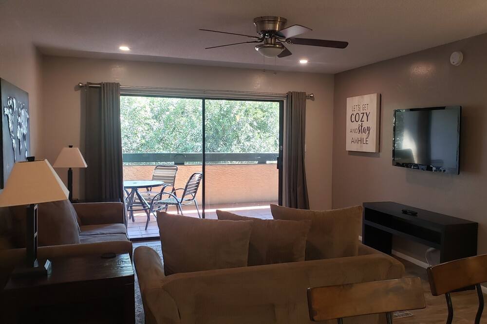 Photo of Livingroom in Scottsdale
