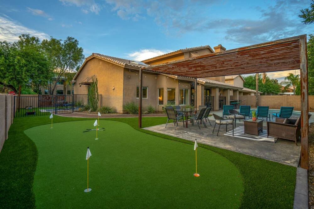 Photo of Others in Desert Paradise Estates