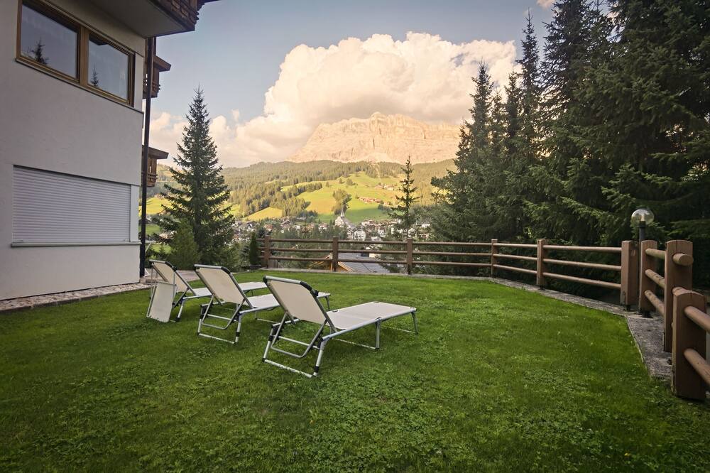 Photo of Patio Balcony in Pedraces