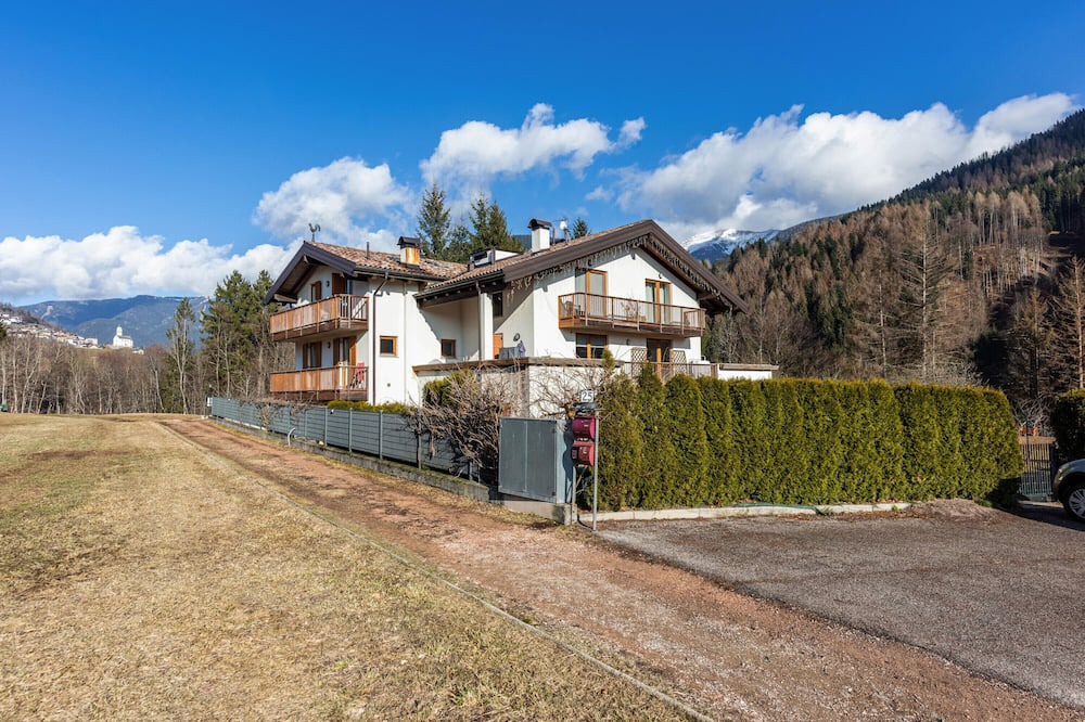 Photo of Outdoor in Bedollo
