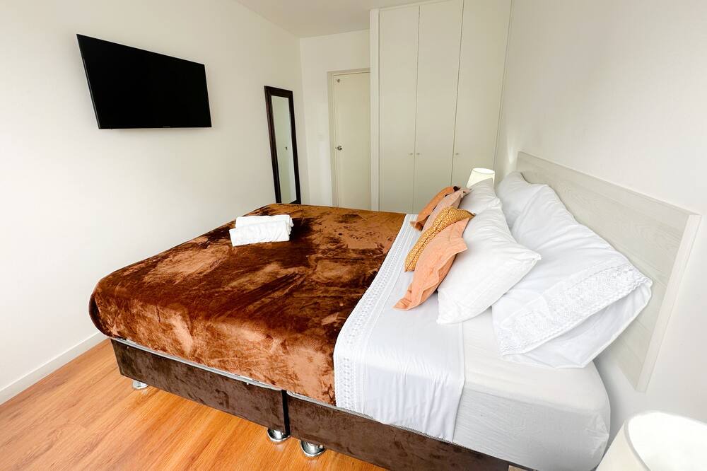 Photo of Bedroom in Lince