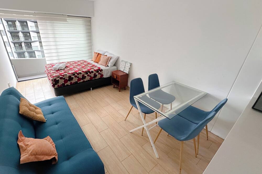 Photo of Bedroom in Lince
