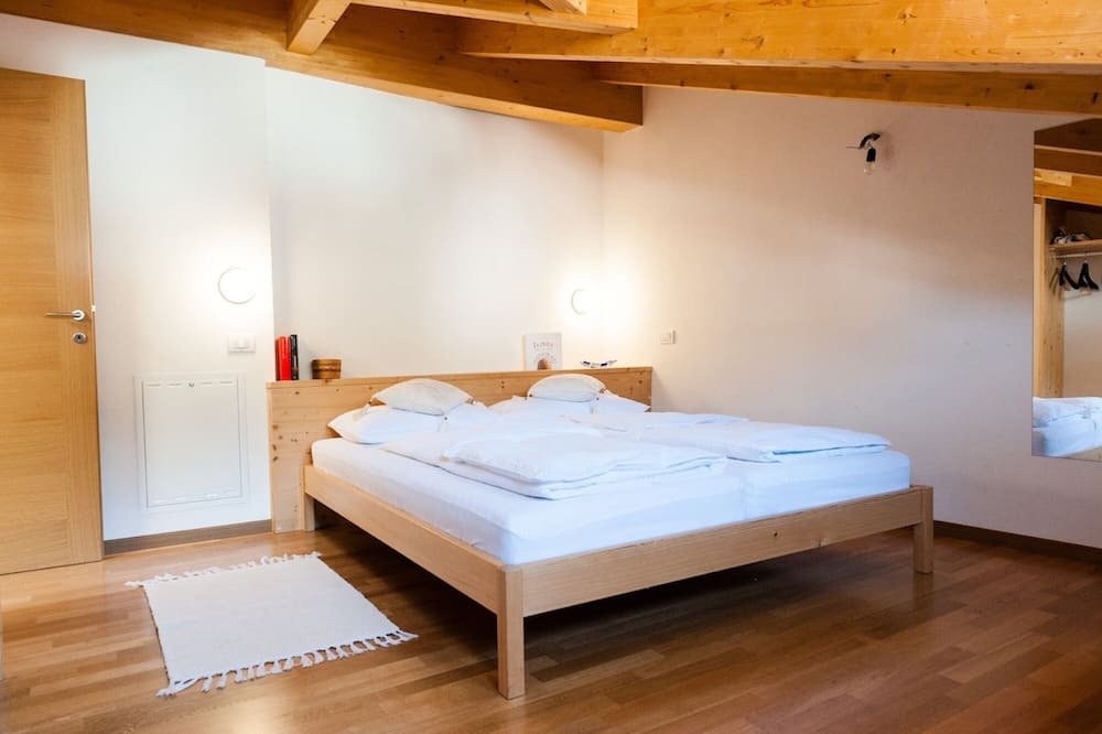 Photo of Bedroom in Ronzo-Chienis