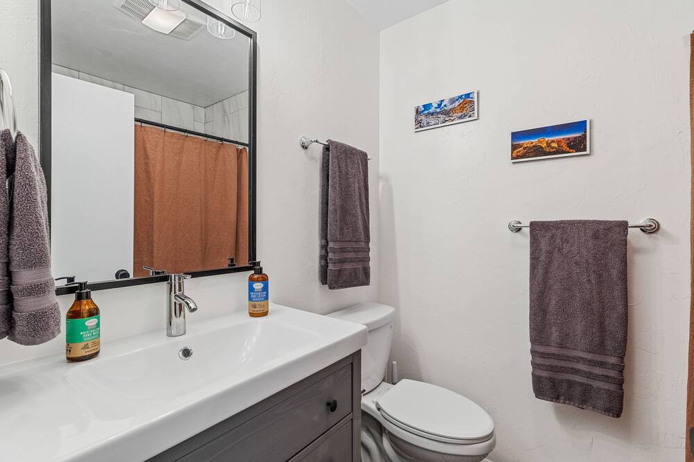 Photo of Bathroom in Mountainaire