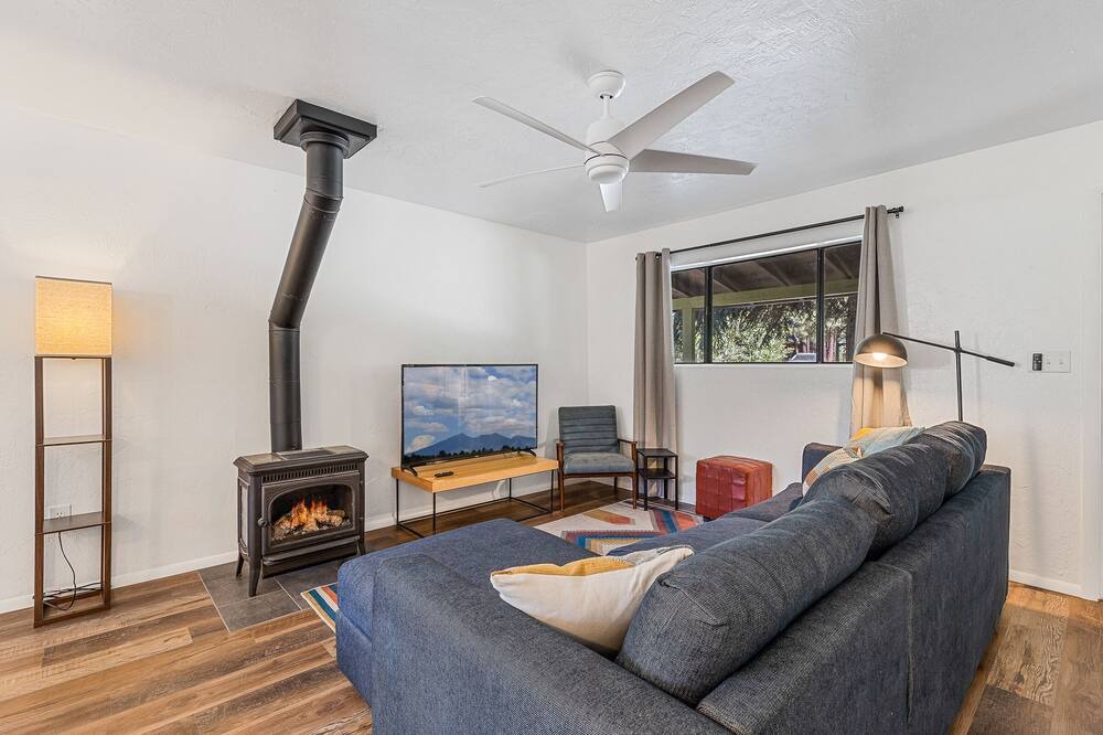 Photo of Livingroom in Mountainaire